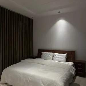 Family Modern 2bdr الرياض